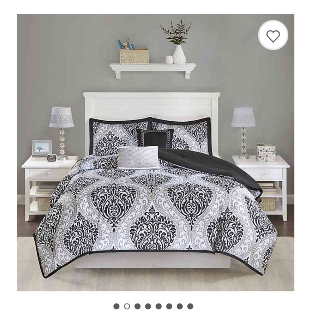 senna reversible queen comforter set in black